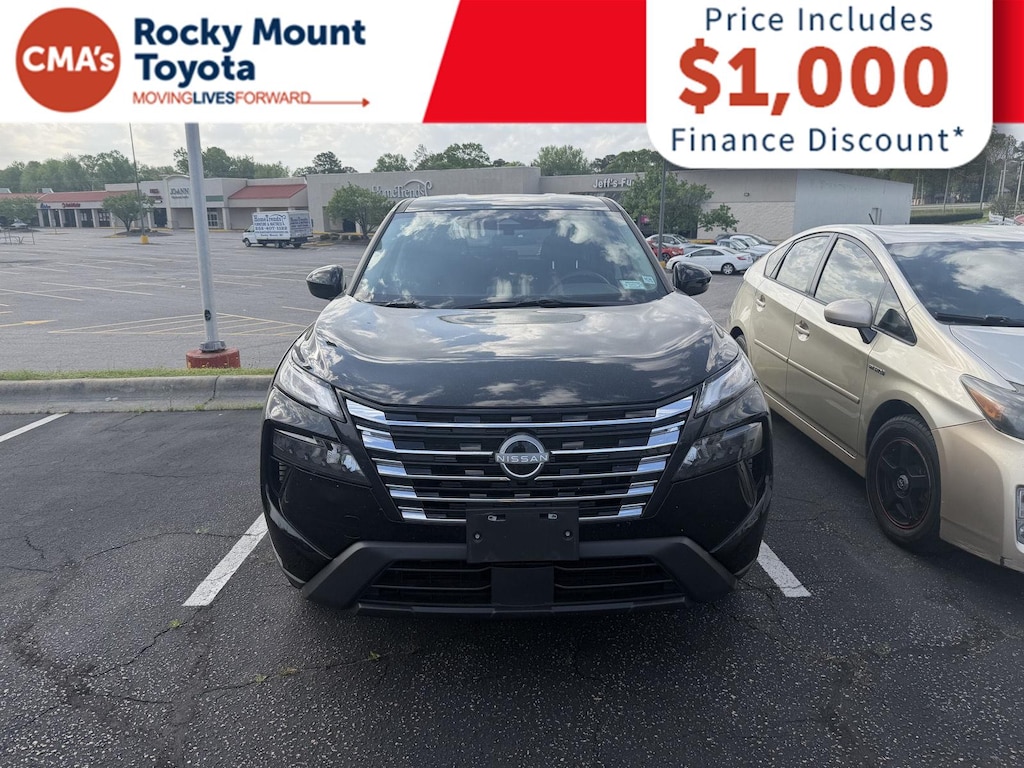 Used 2025 Nissan Rogue SV SUV