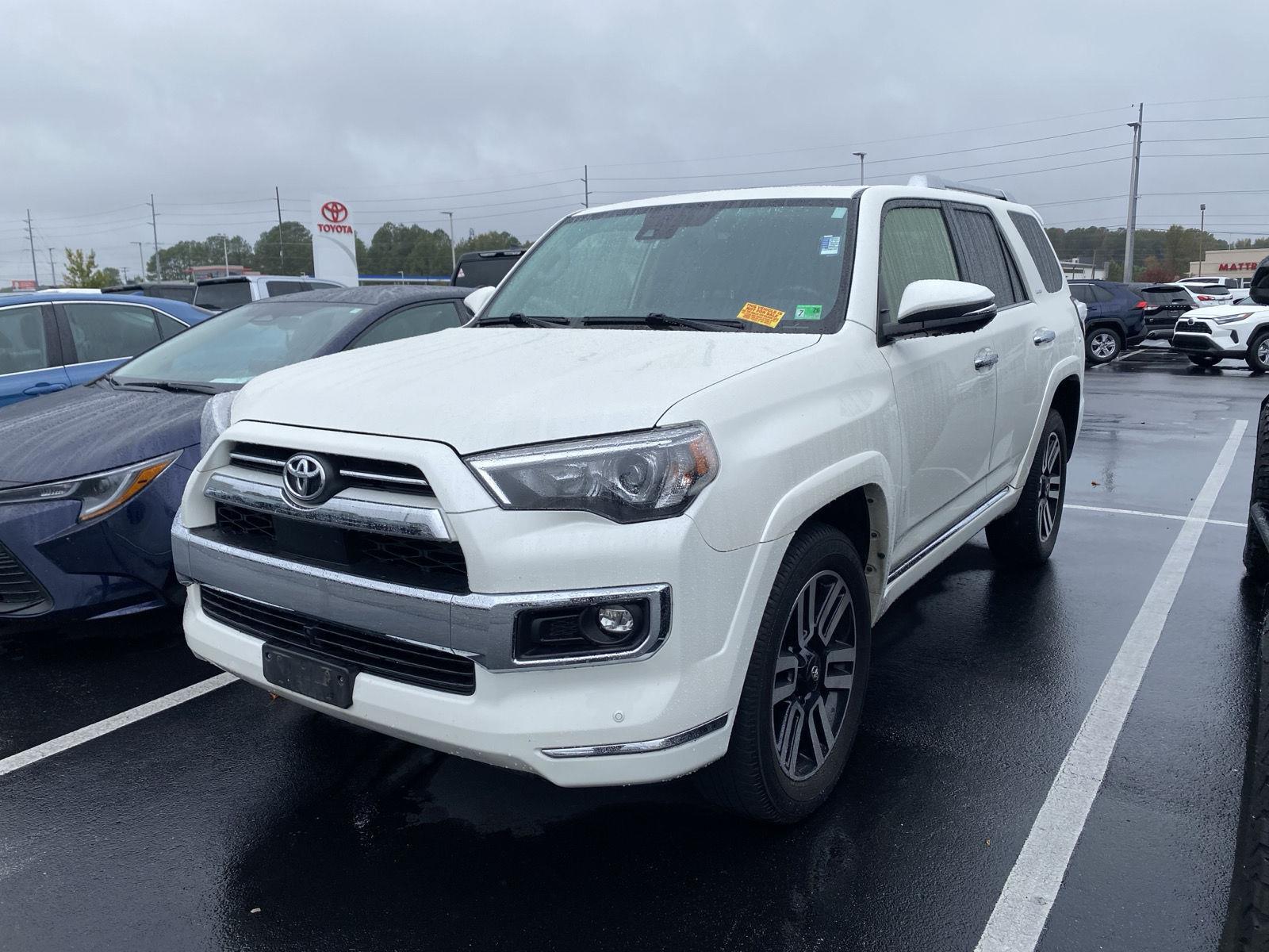 2022 Toyota 4Runner Limited photo 3