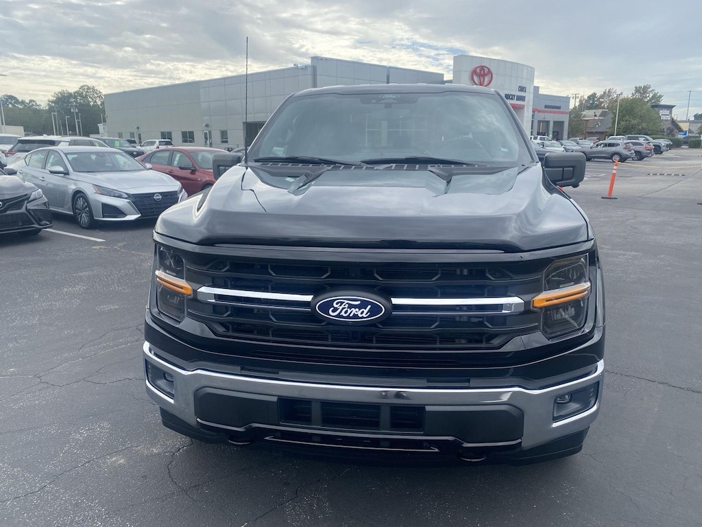 Used 2024 Ford F-150 XLT Truck SuperCrew Cab