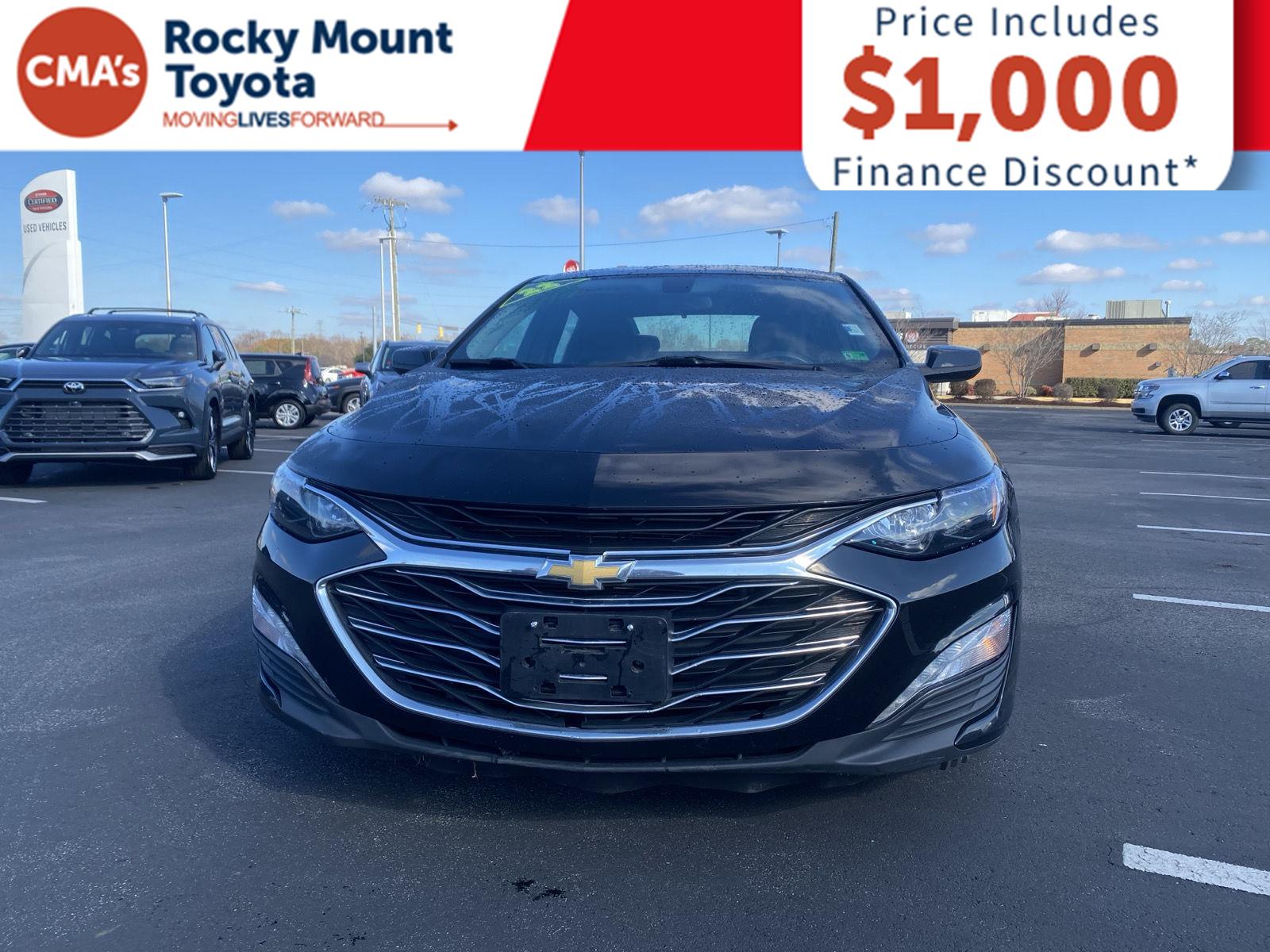 2022 Chevrolet Malibu 1LT photo 2