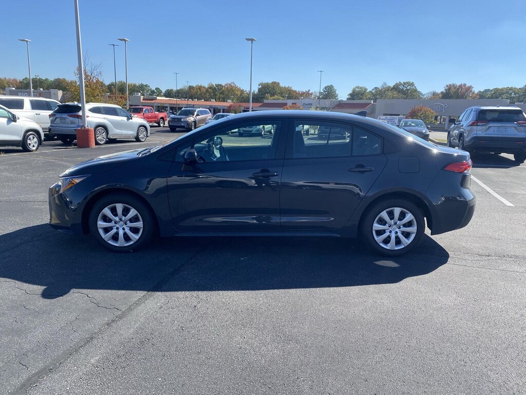 Used 2025 Toyota Corolla LE Sedan
