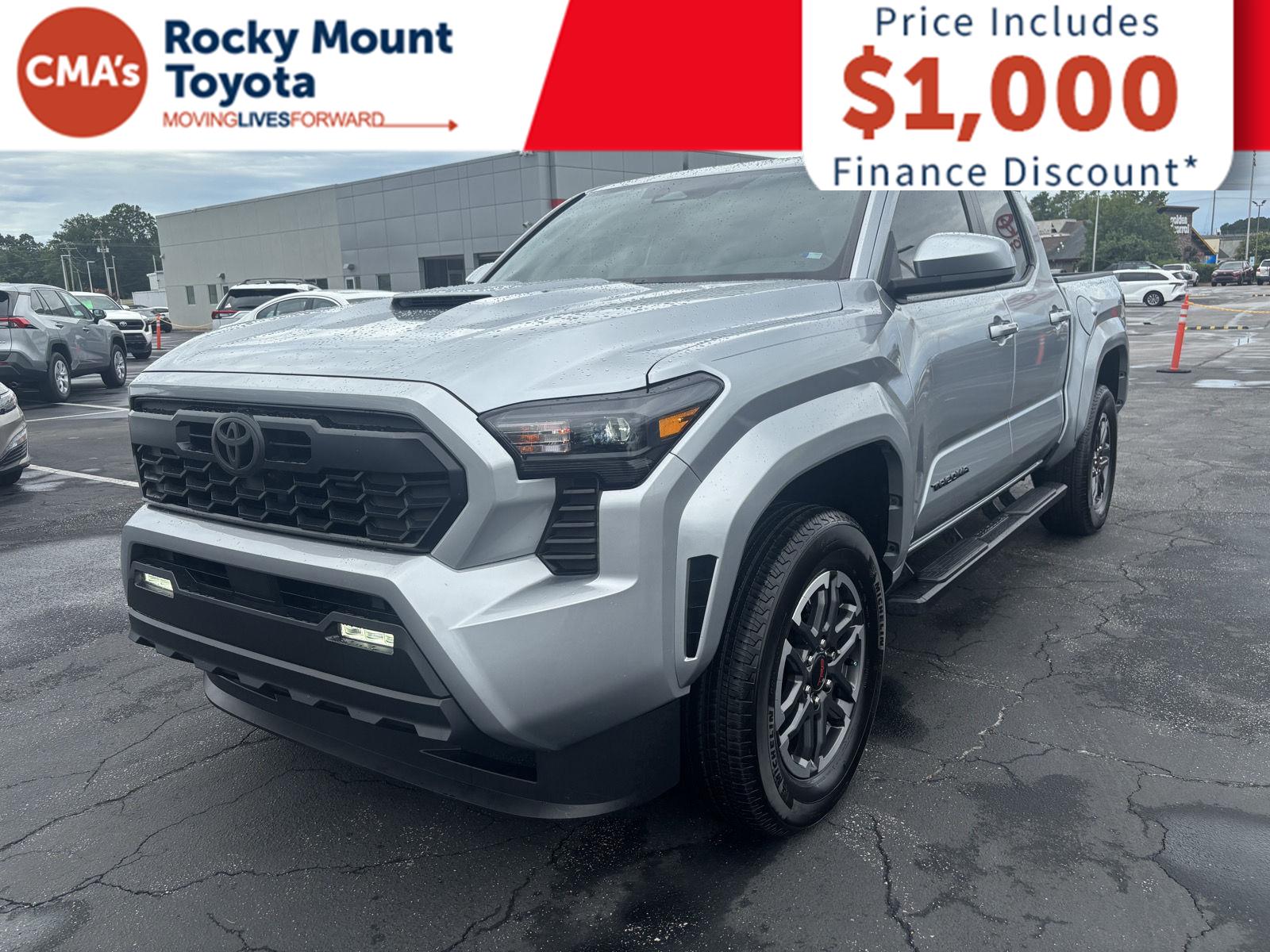 2024 Toyota Tacoma TRD Sport photo 3