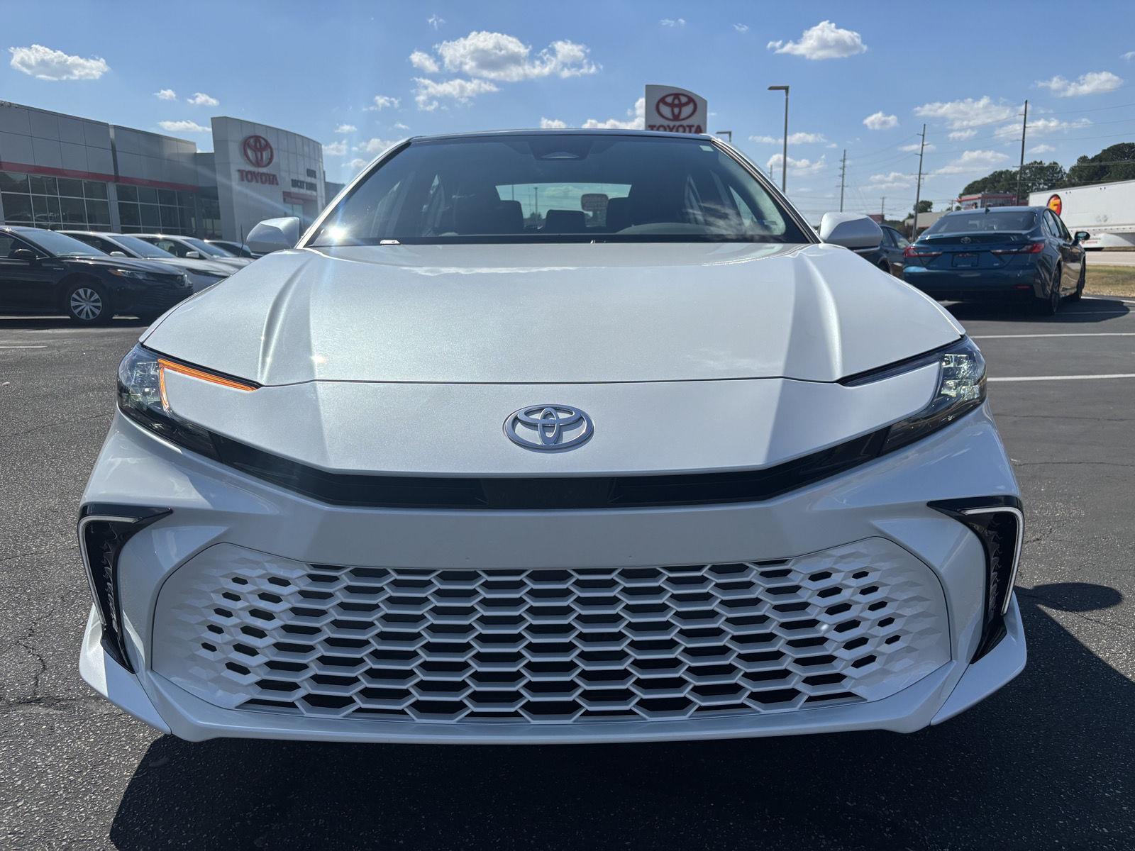 2025 Toyota Camry XSE photo 2