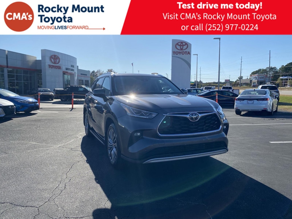 Used 2021 Toyota Highlander Platinum SUV