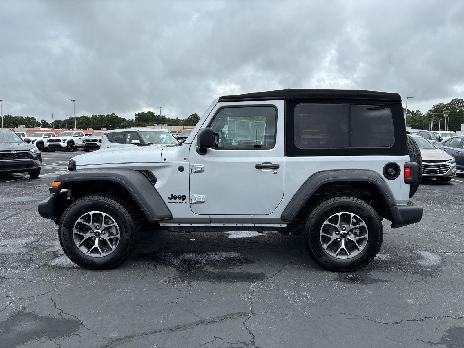2024 Jeep Wrangler Sport S photo 4