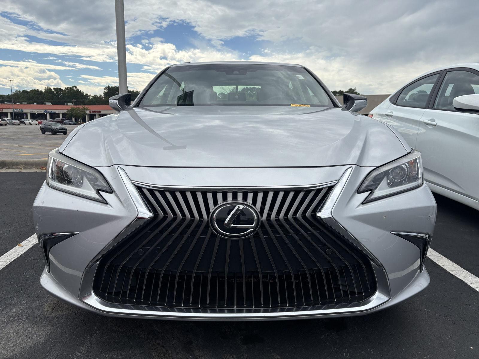 2020 Lexus ES 350 Premium photo 2