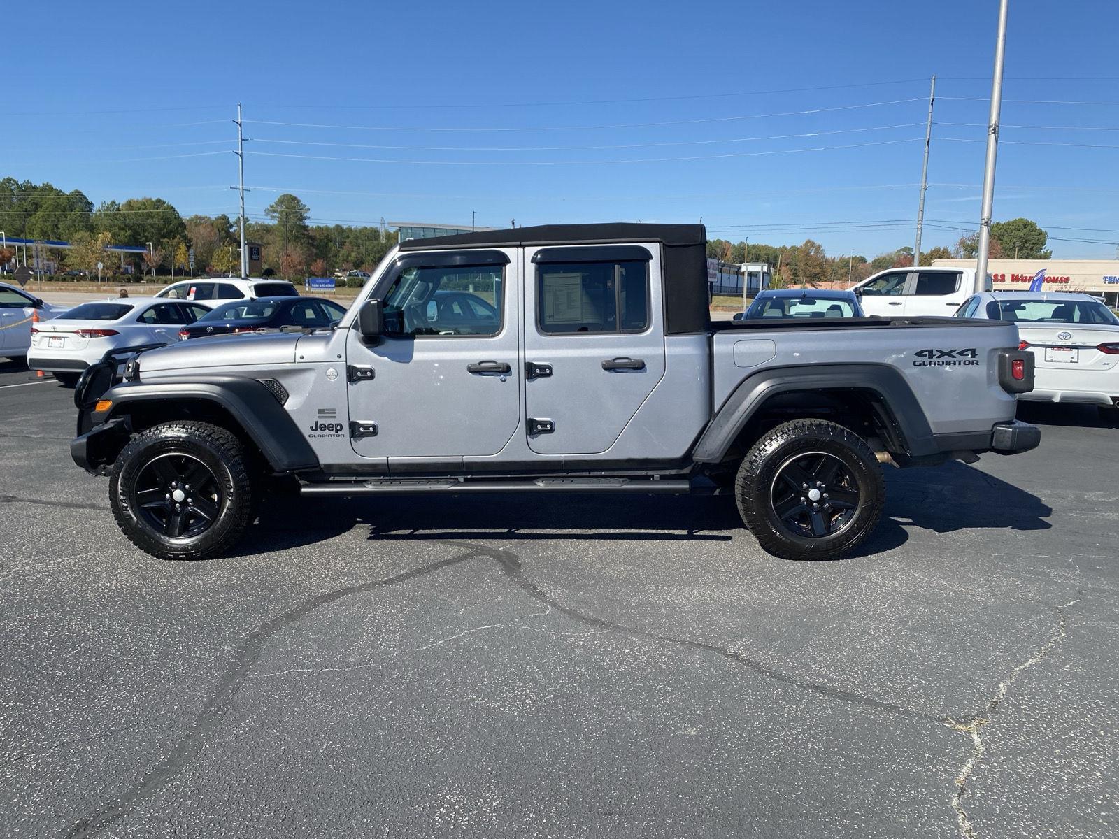 2020 Jeep Gladiator Sport S photo 3