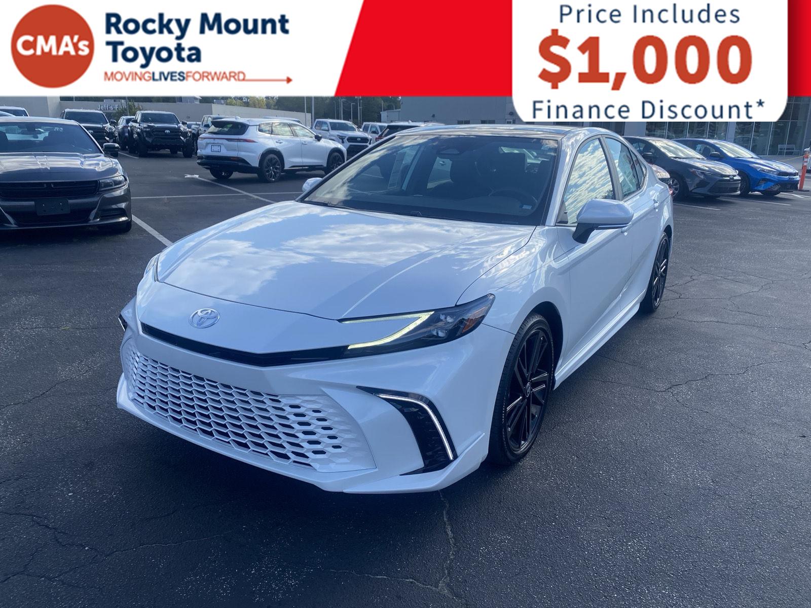 2025 Toyota Camry XSE photo 3