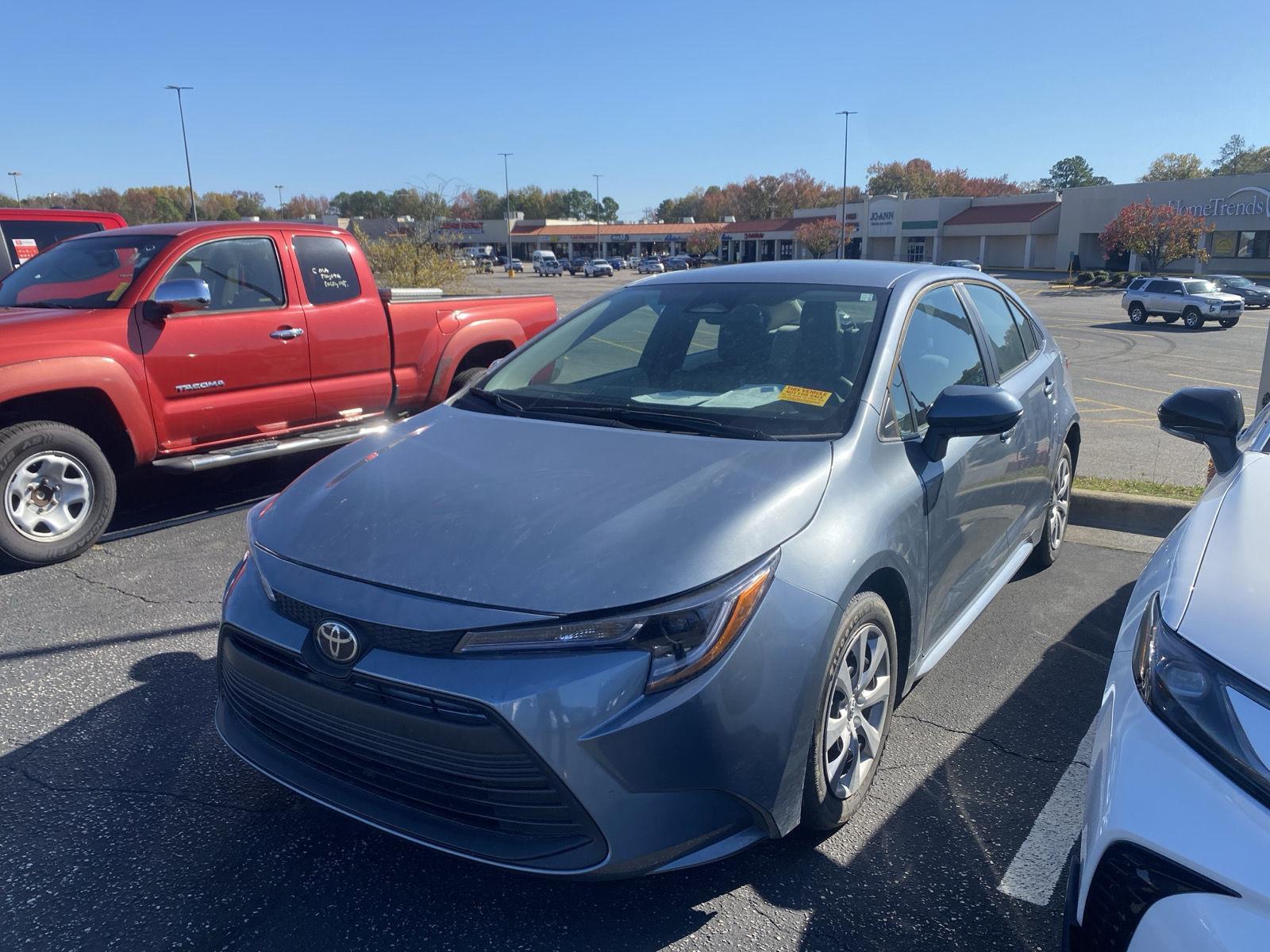 2024 Toyota Corolla LE photo 2