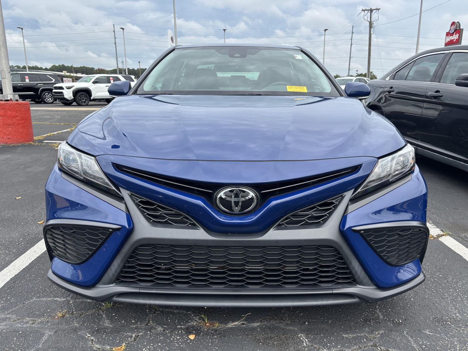 2023 Toyota Camry SE photo 2