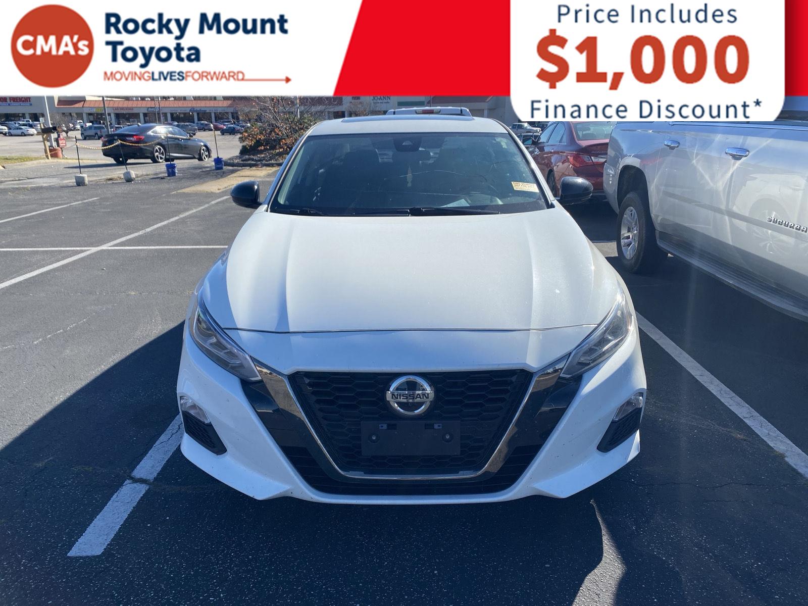 2021 Nissan Altima 2.5 SR photo 2