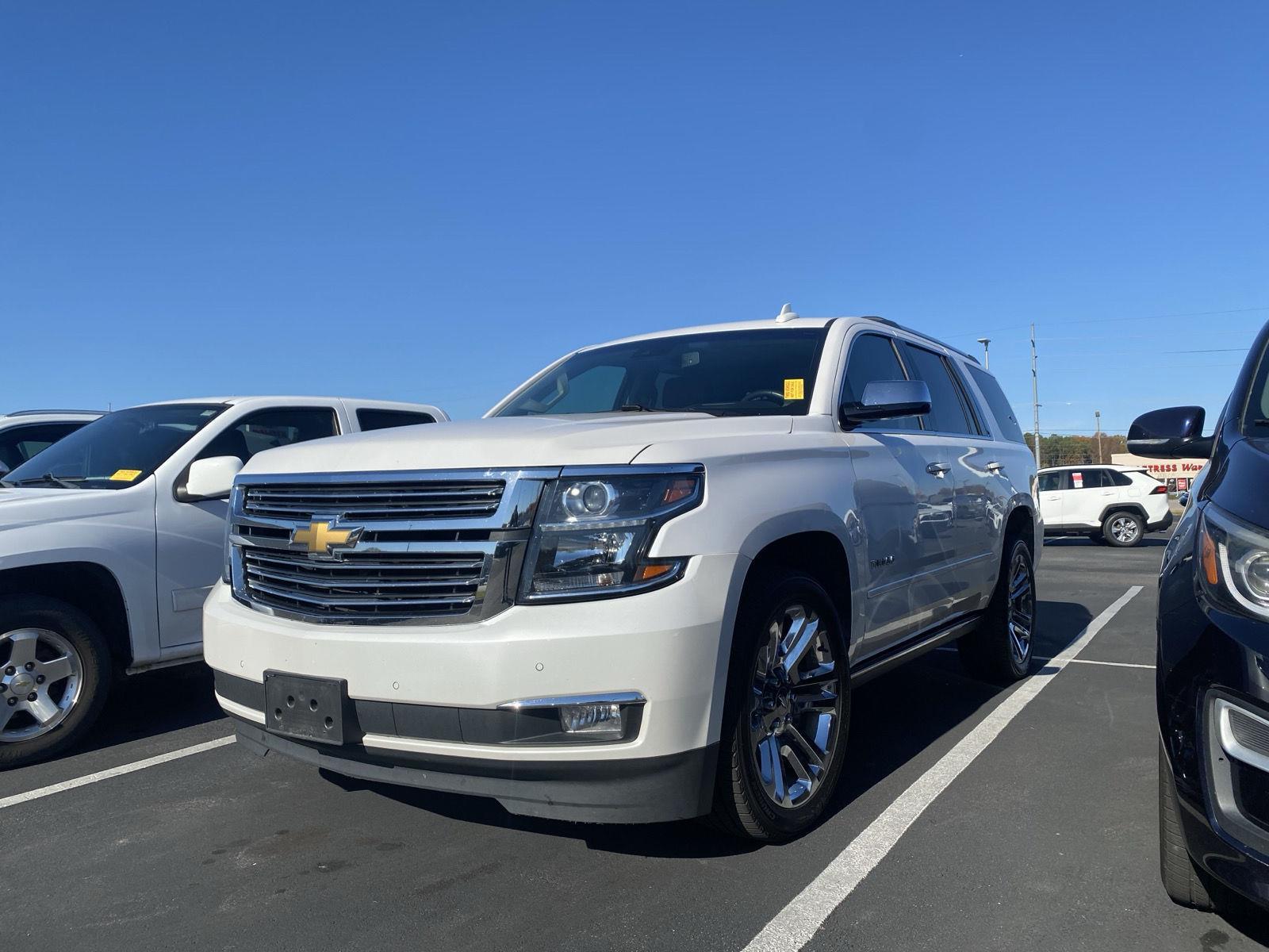 2019 Chevrolet Tahoe Premier photo 2