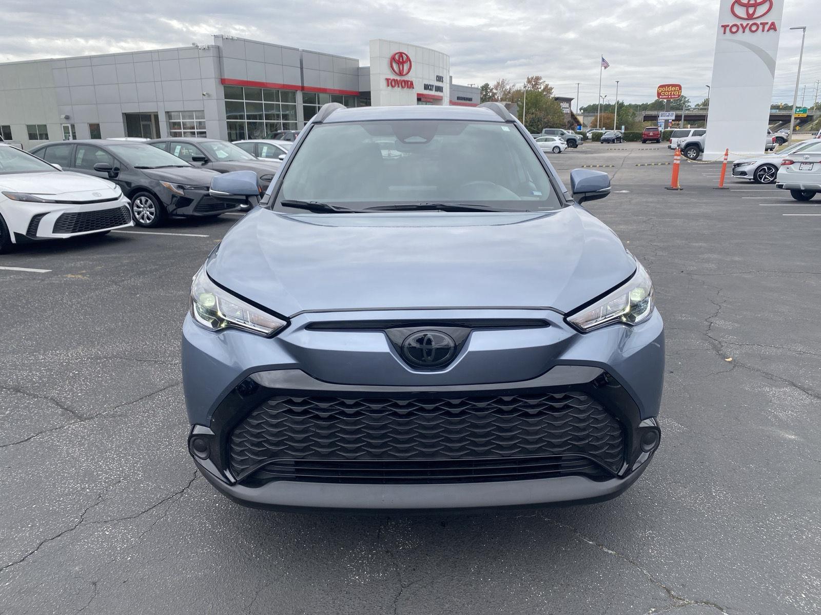 2024 Toyota Corolla Hybrid SE photo 2