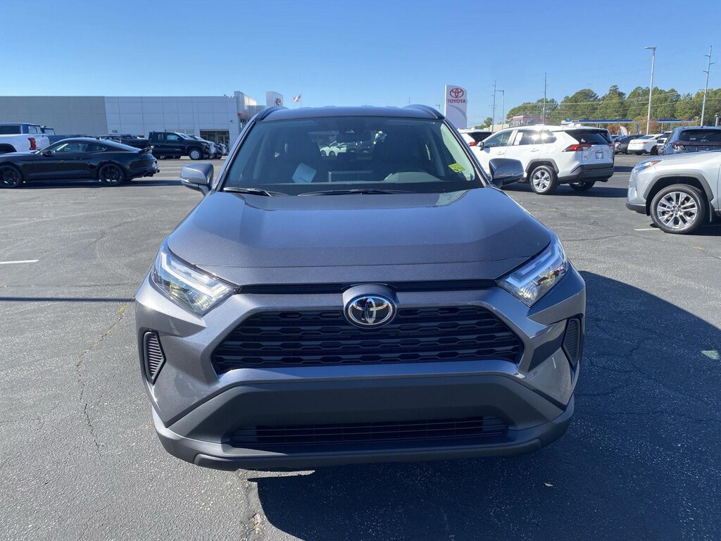 New 2025 Toyota RAV4 Hybrid XLE SUV