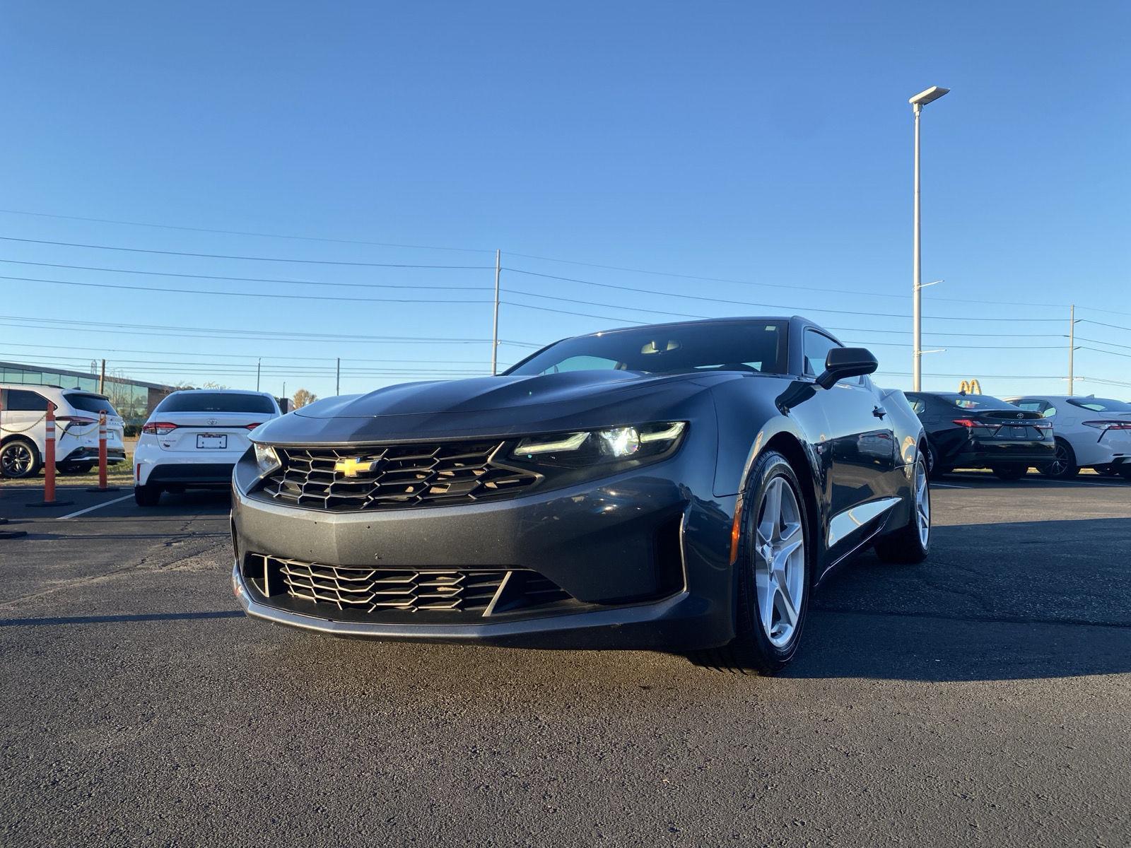 2021 Chevrolet Camaro 1LT photo 3