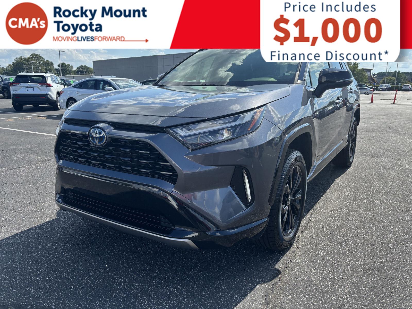2023 Toyota RAV4 Hybrid XSE photo 2