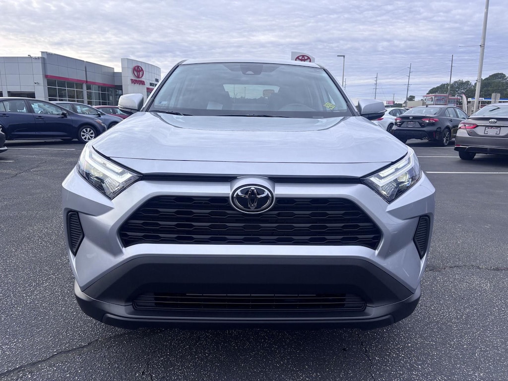 New 2025 Toyota RAV4 LE SUV