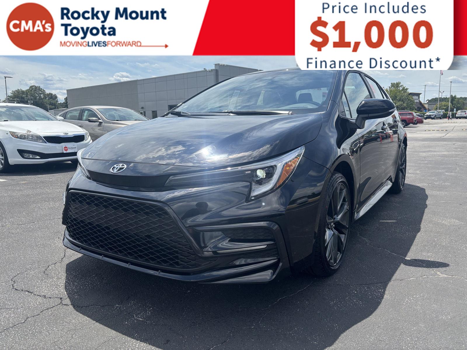 2025 Toyota Corolla SE photo 3