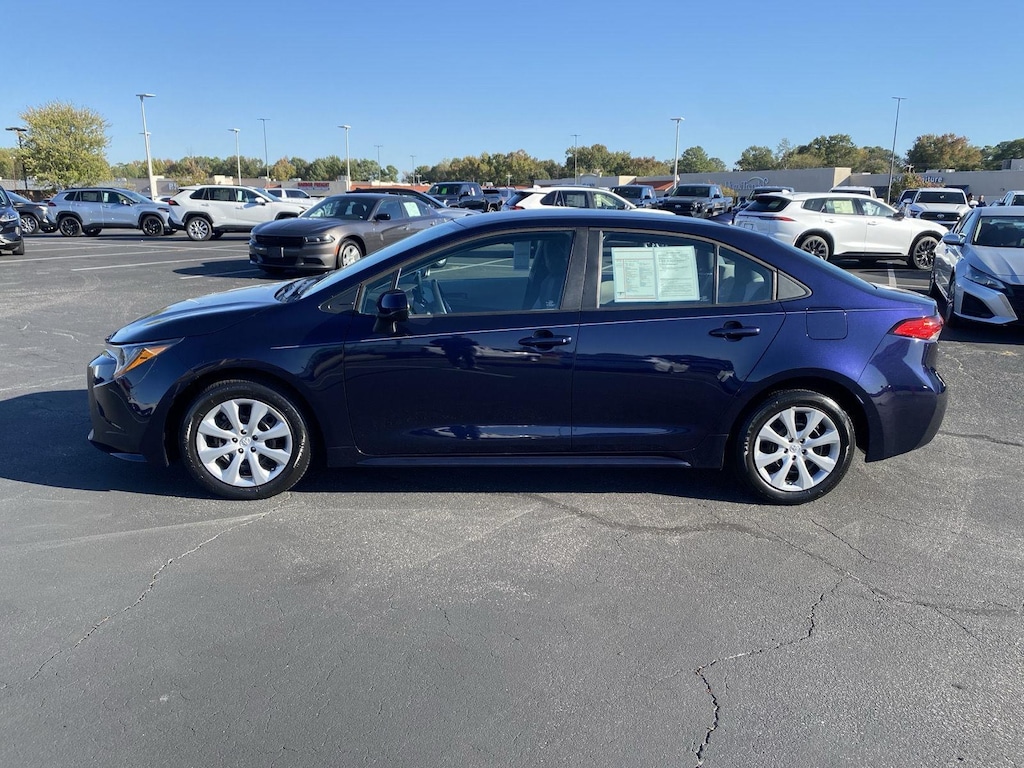Used 2022 Toyota Corolla LE Sedan