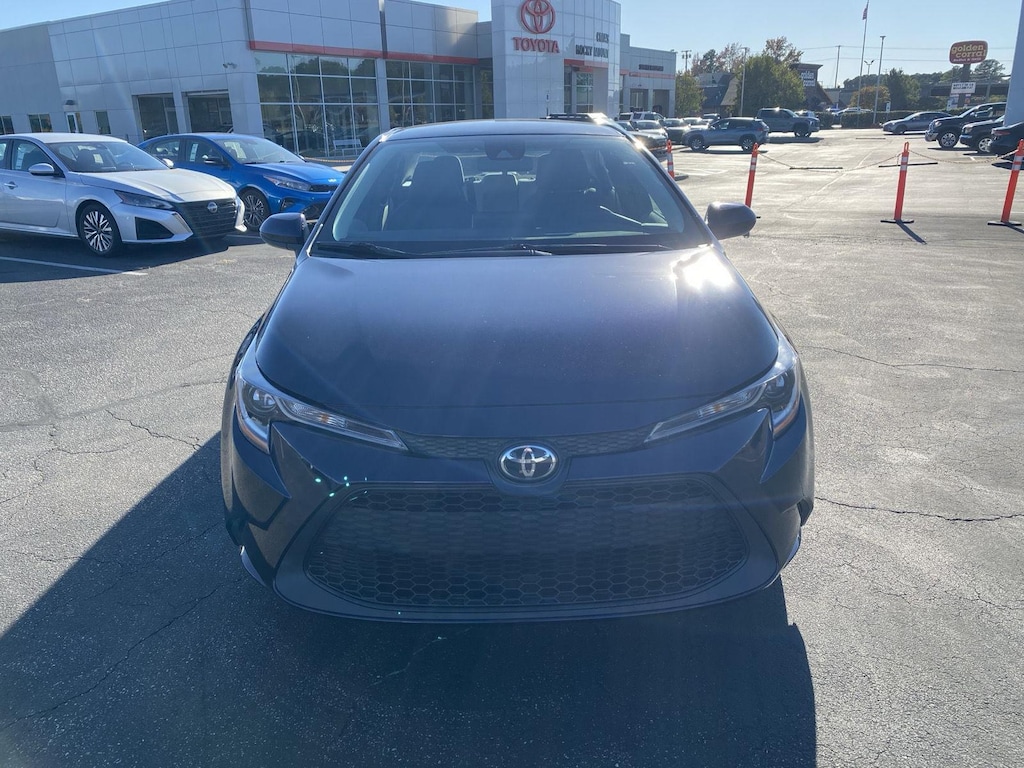Used 2022 Toyota Corolla LE Sedan