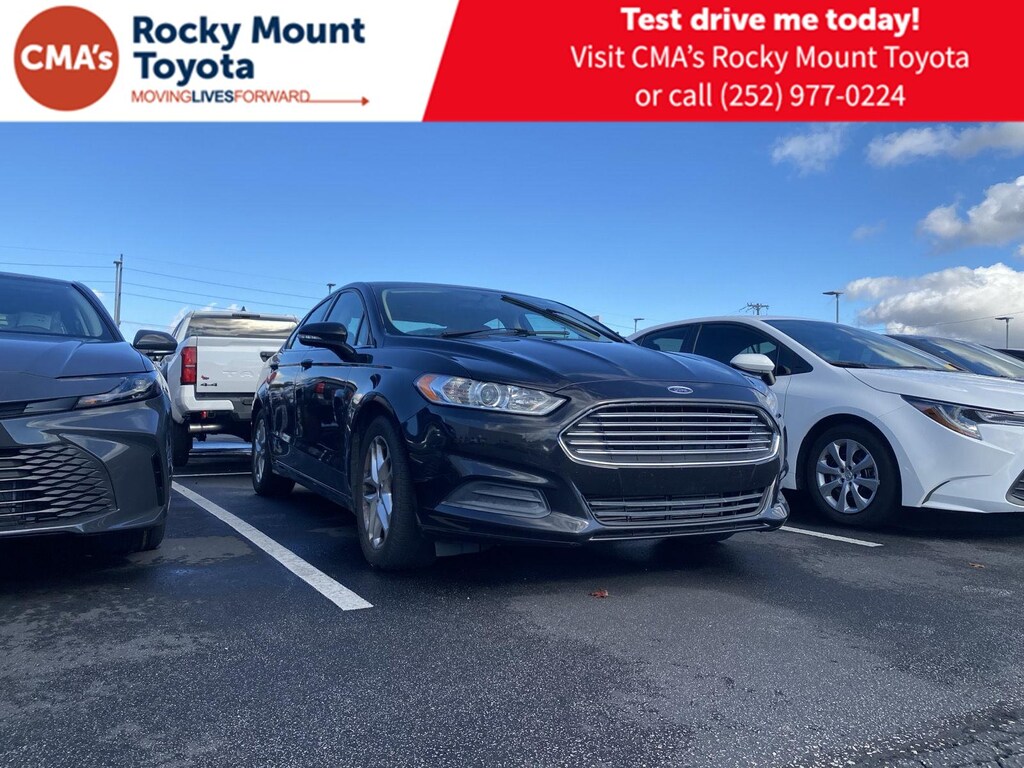 Used 2013 Ford Fusion SE Sedan