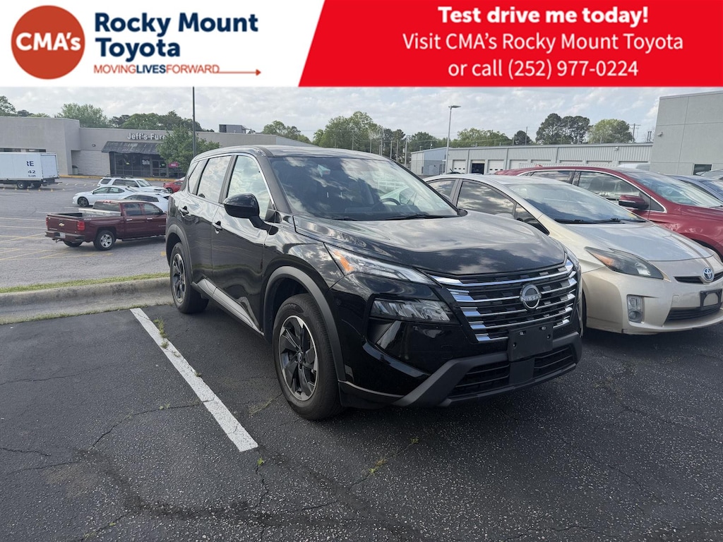 Used 2025 Nissan Rogue SV SUV