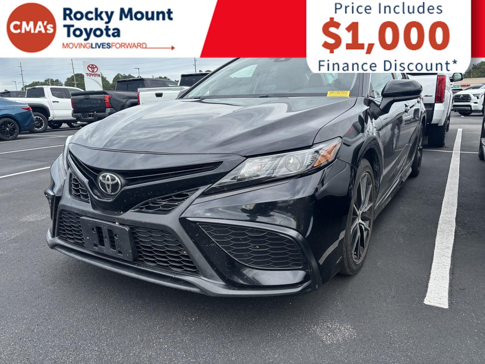 2021 Toyota Camry SE photo 2