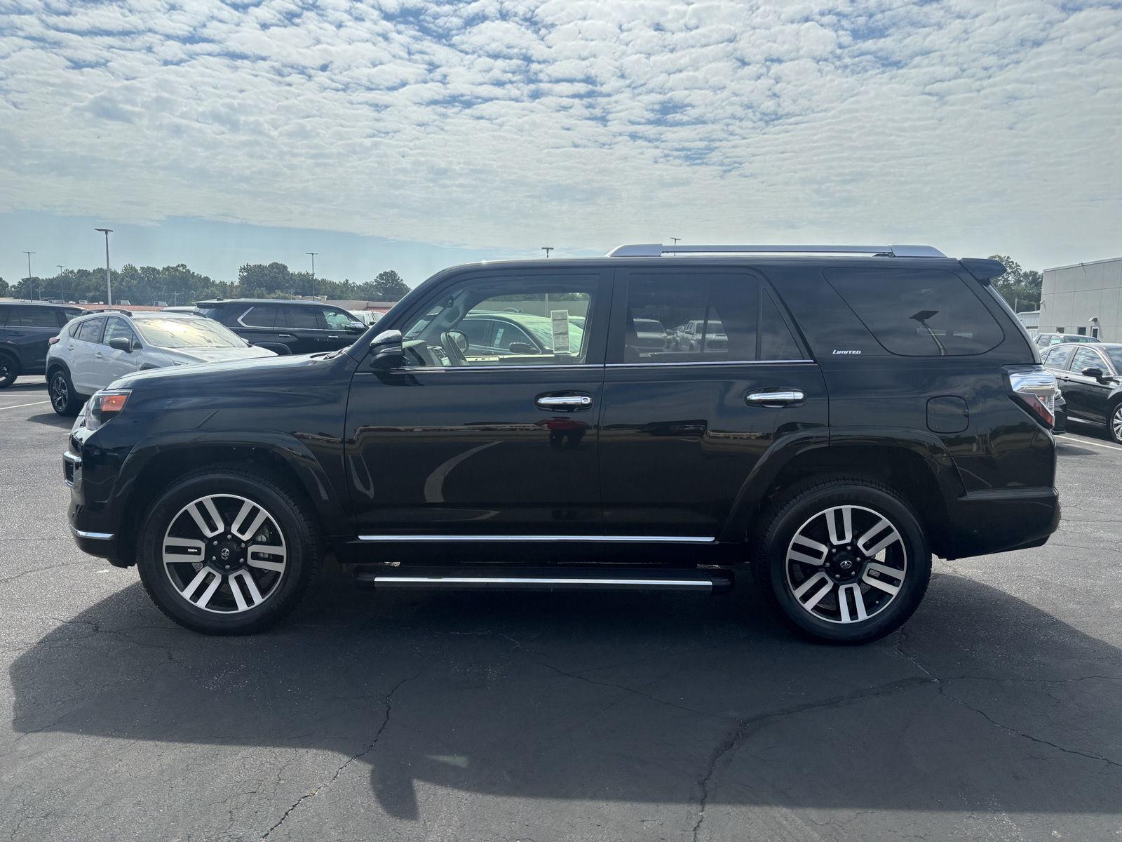2024 Toyota 4Runner Limited photo 4