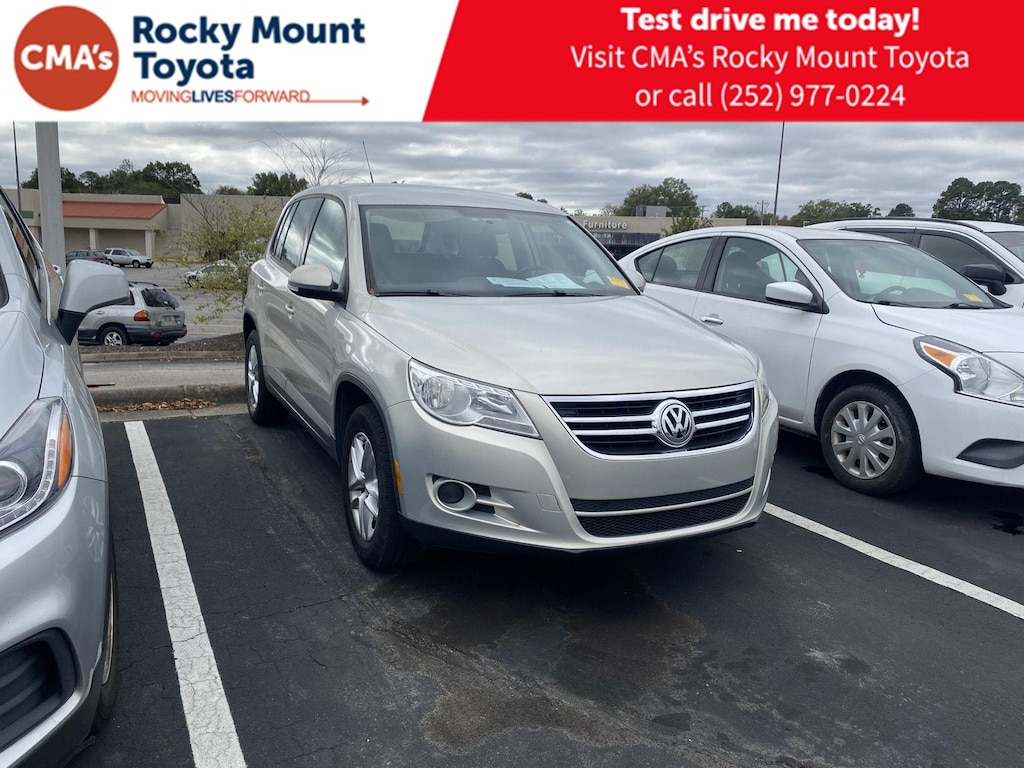 Used 2011 Volkswagen Tiguan  SUV