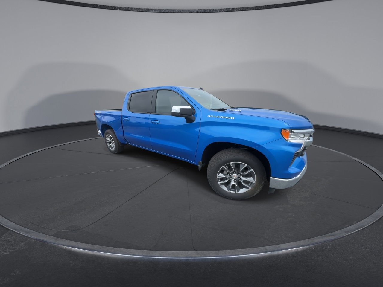 2026 Chevrolet Silverado 1500 LT photo 2