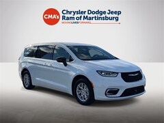 2026 Chrysler Pacifica Select Van Passenger Van