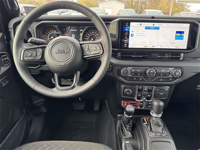 2026 Jeep Gladiator Mojave photo 2