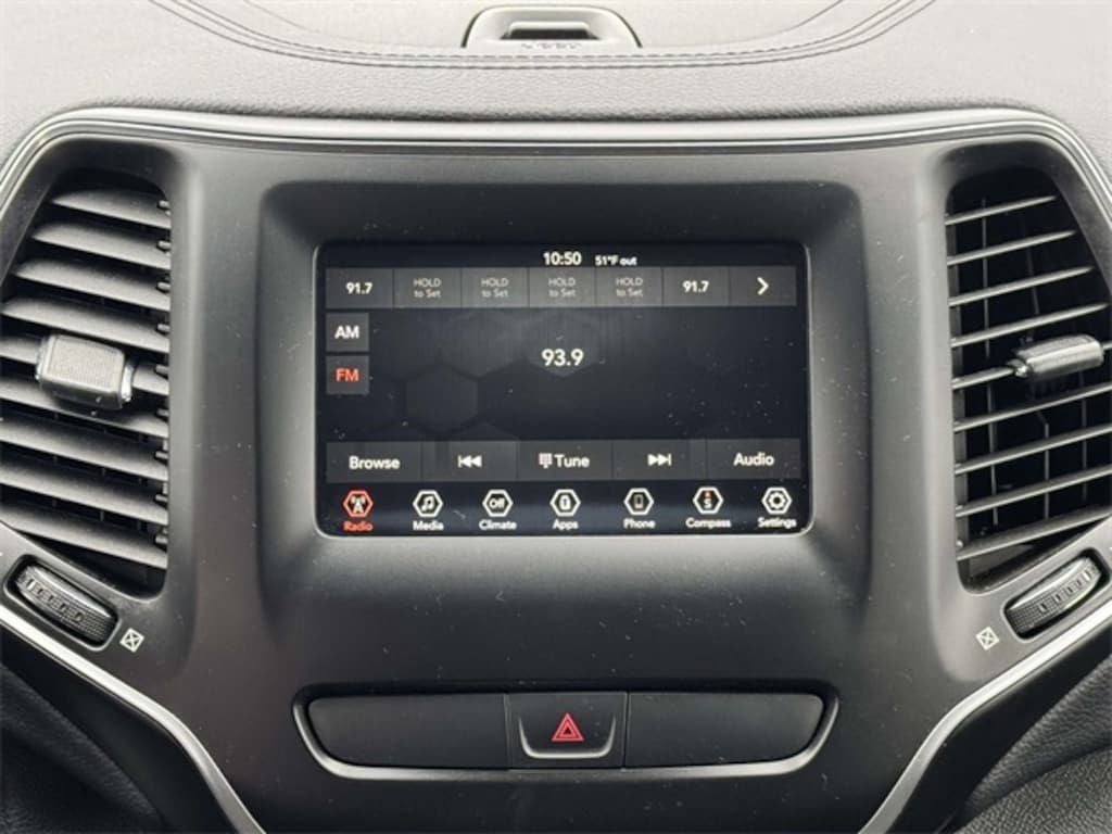 Used 2020 Jeep Cherokee Latitude SUV