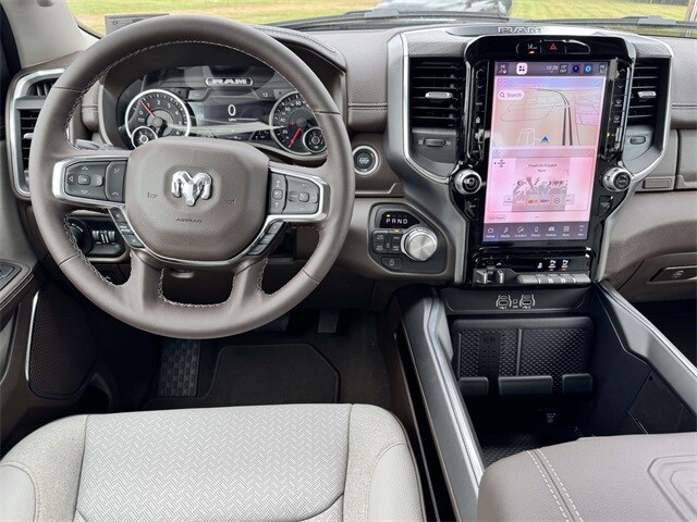 2026 Ram 1500 Laramie photo 2