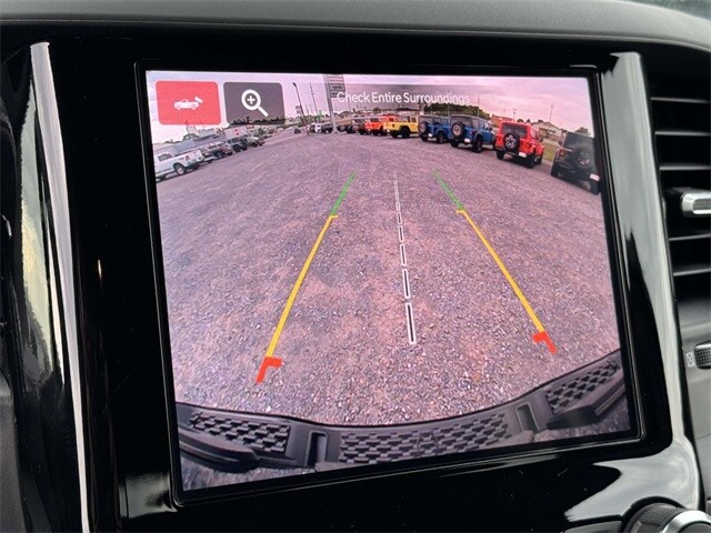 2025 Ram 1500 Tradesman photo 4