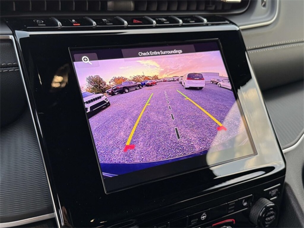 New 2025 Jeep Grand Cherokee Laredo SUV