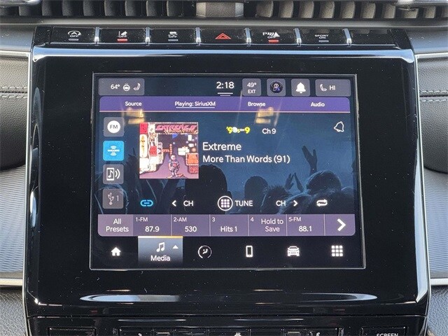 2025 Jeep Grand Cherokee Altitude photo 3