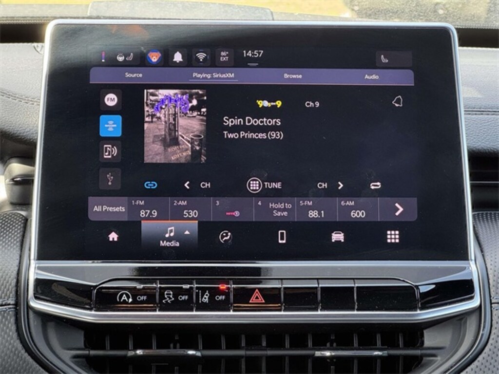 Used 2025 Jeep Compass Latitude SUV