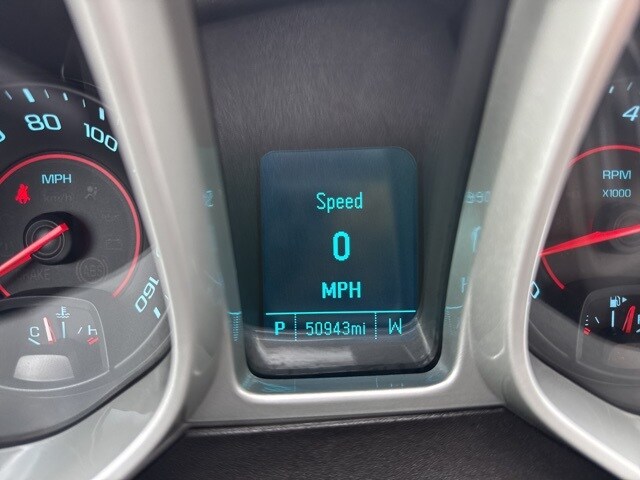 2015 Chevrolet Camaro photo 3