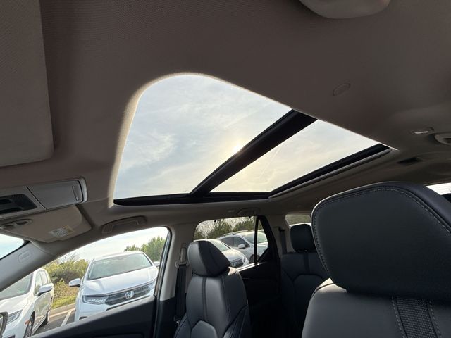 2025 Honda Pilot Touring - Photo 18