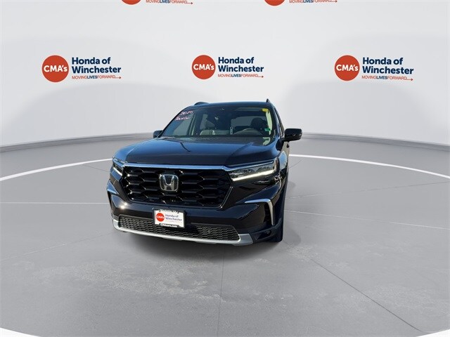 2025 Honda Pilot Touring photo 4