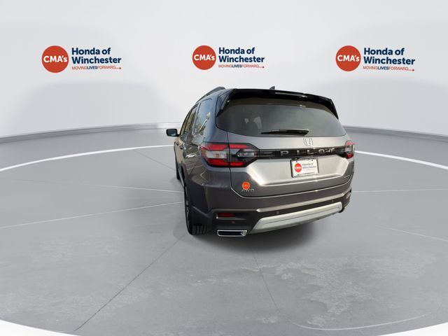 2025 Honda Pilot Touring - Photo 8