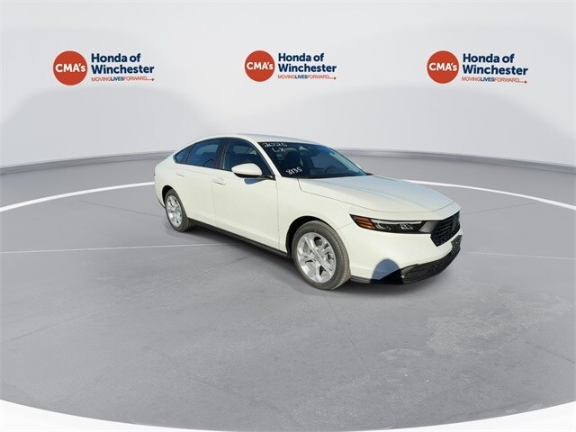 2025 Honda Accord LX photo 2