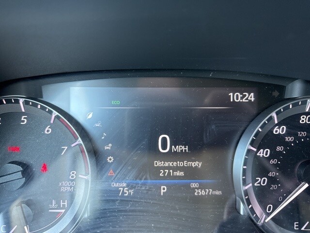 2023 Toyota Highlander L photo 3