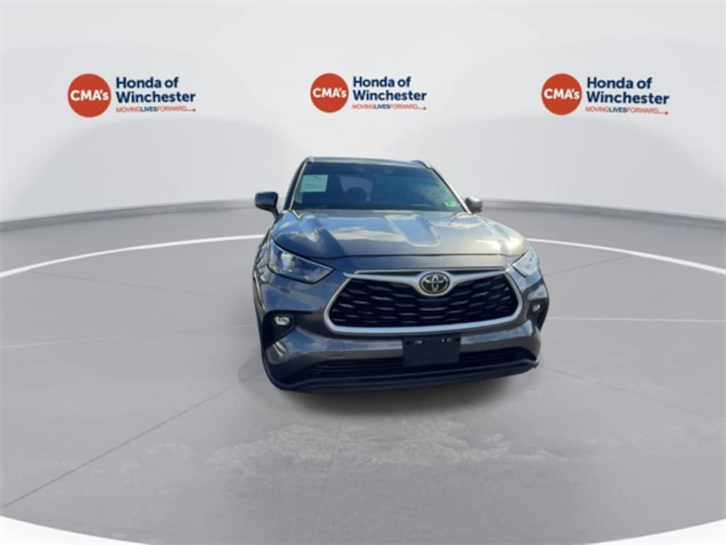 Used 2022 Toyota Highlander XLE SUV