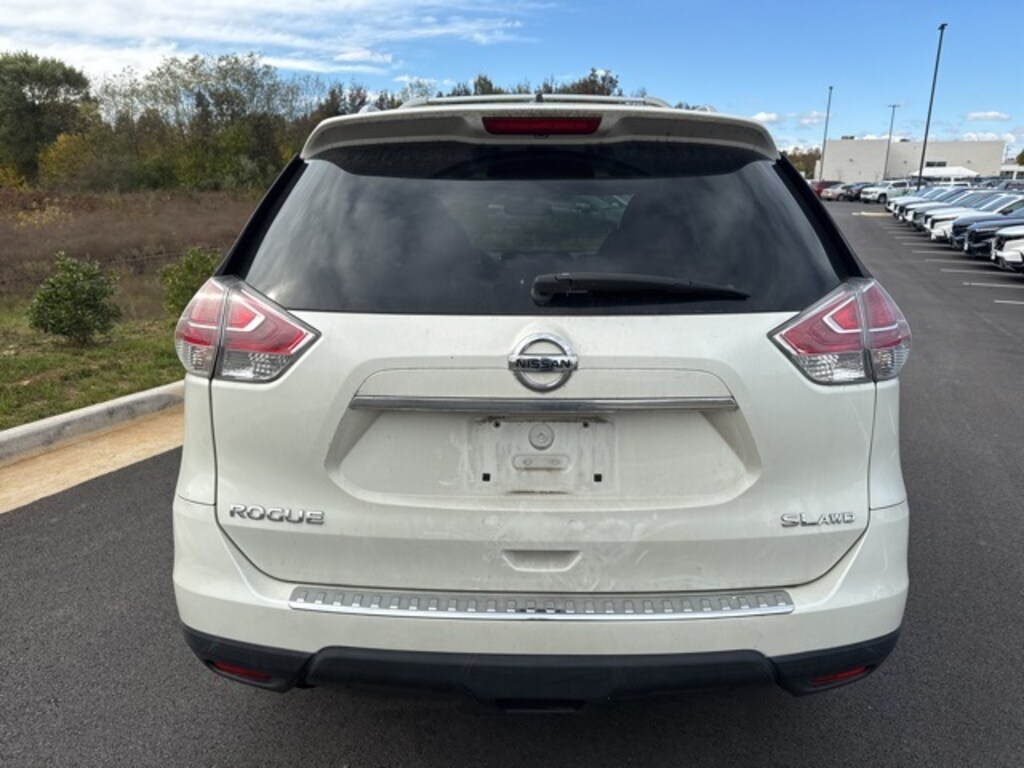 Used 2016 Nissan Rogue SL SUV