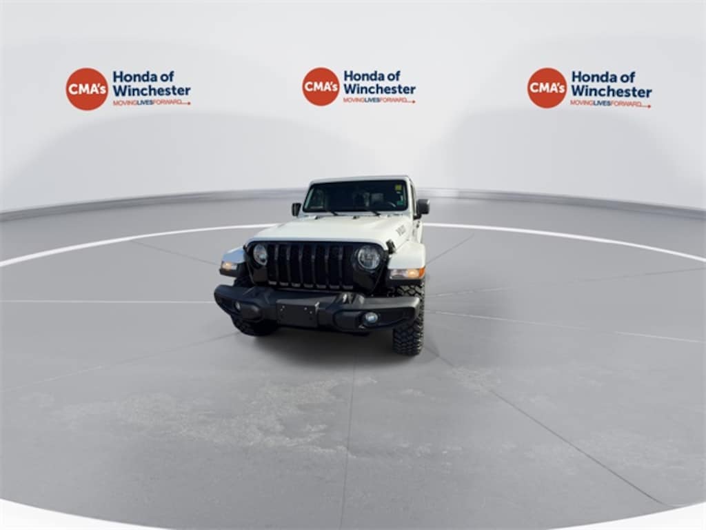 Used 2022 Jeep Gladiator Sport Truck