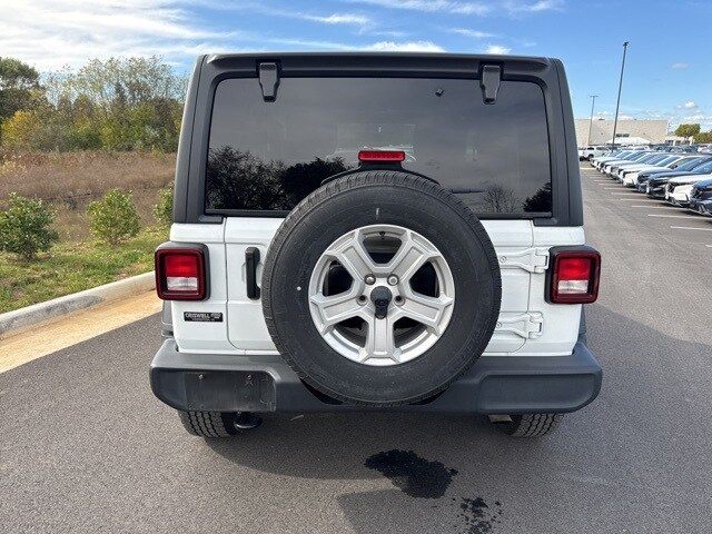 2021 Jeep Wrangler Sport S photo 2