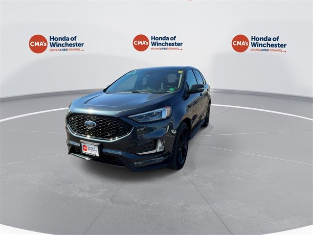 2022 Ford Edge ST photo 3