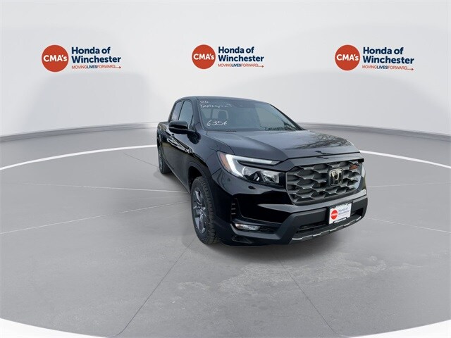 2025 Honda Ridgeline TrailSport photo 2